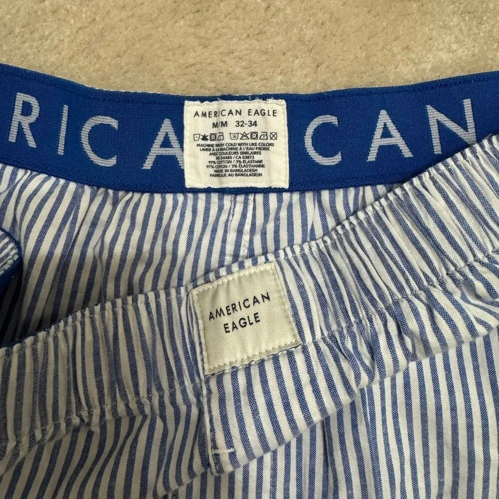 Men’s American Eagle Outfitters Blue and White Striped Boxers M (32-34) NWOT